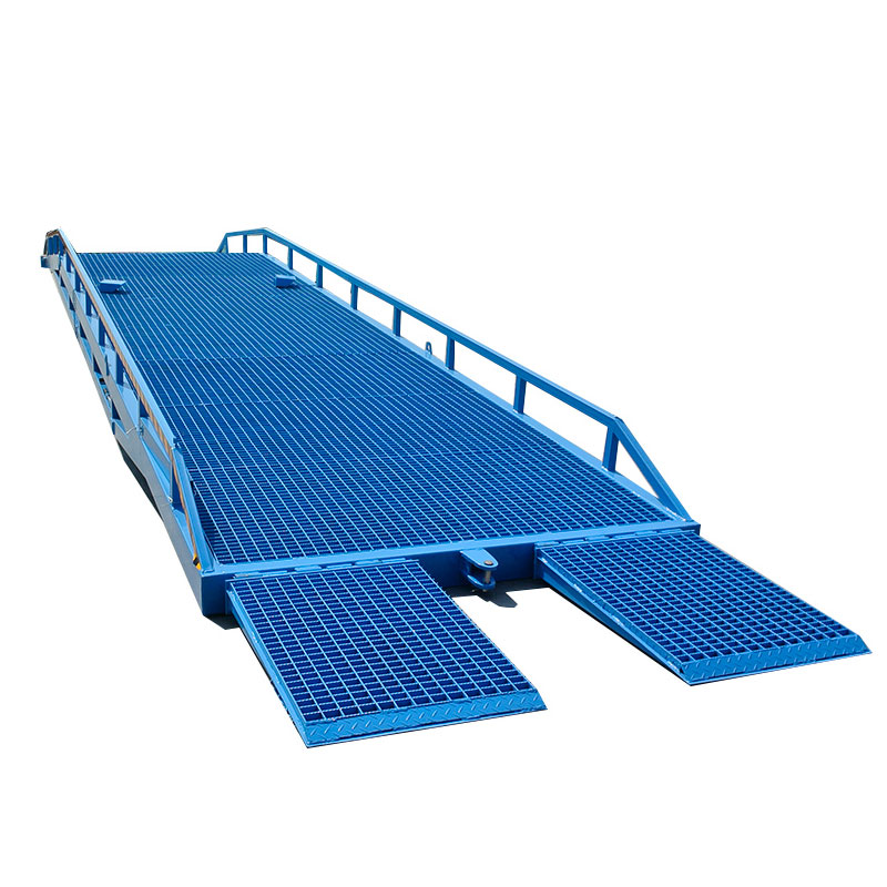 Mobile boarding bridge