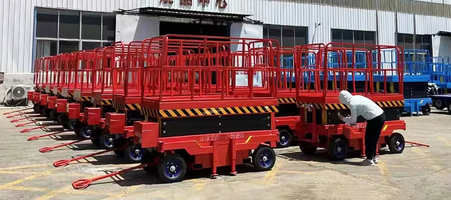 Qatar Client Purchases Two Mobile Scissor Lift Platforms for Maintenance Services